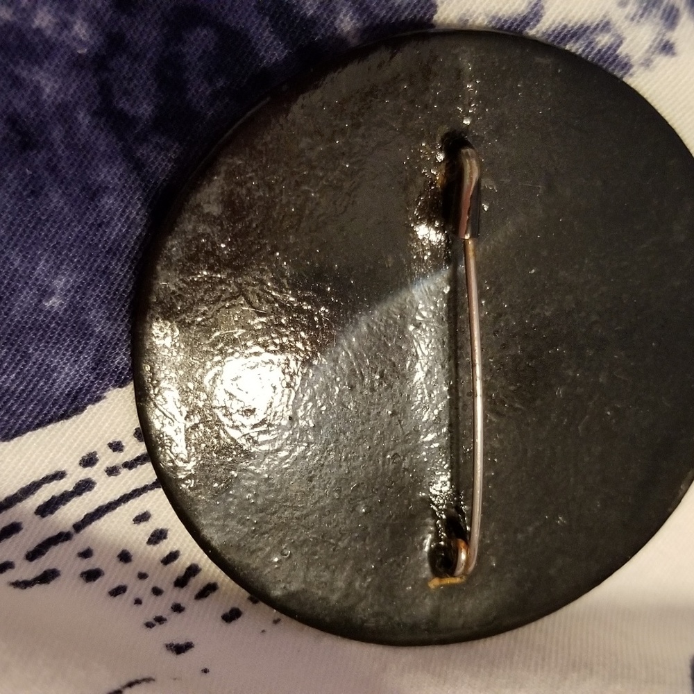 Pin - Picture 2 of 2